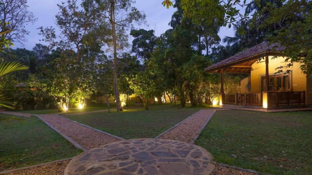 Birds Paradise Cabanas Unawatuna Eksteriør bilde